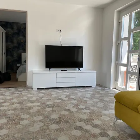 Azur Dream By The * Zamárdi